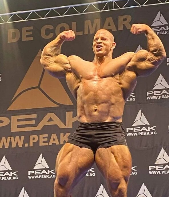 Alex Davis bodybuilder