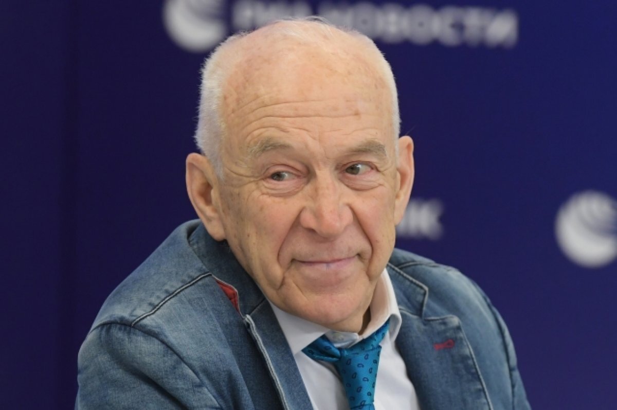    Пашутин предложил Галкину «почистить мозги ершиком»