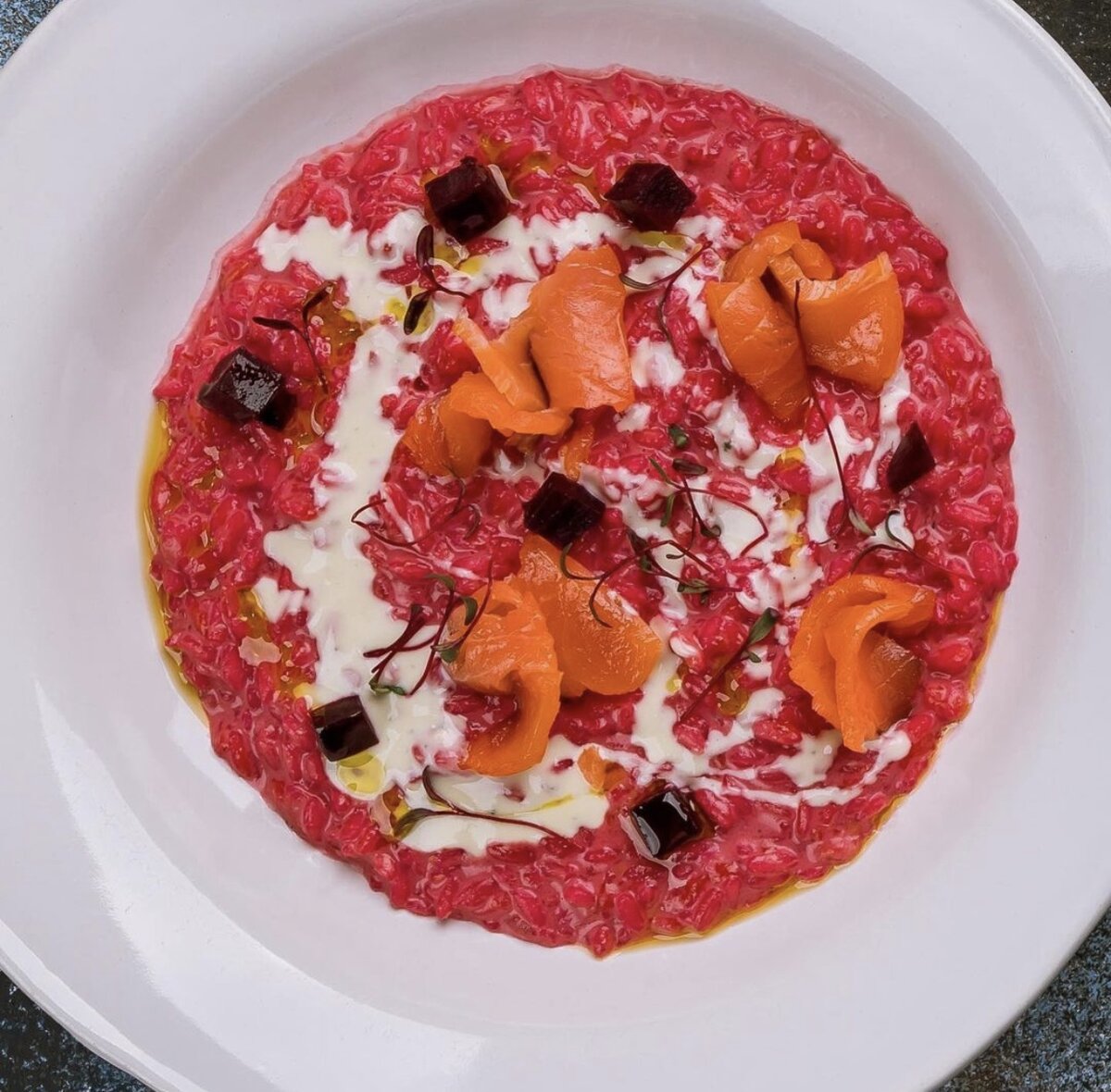 Ризотто со свеклой и лососем из ресторана Jamie’s Italian