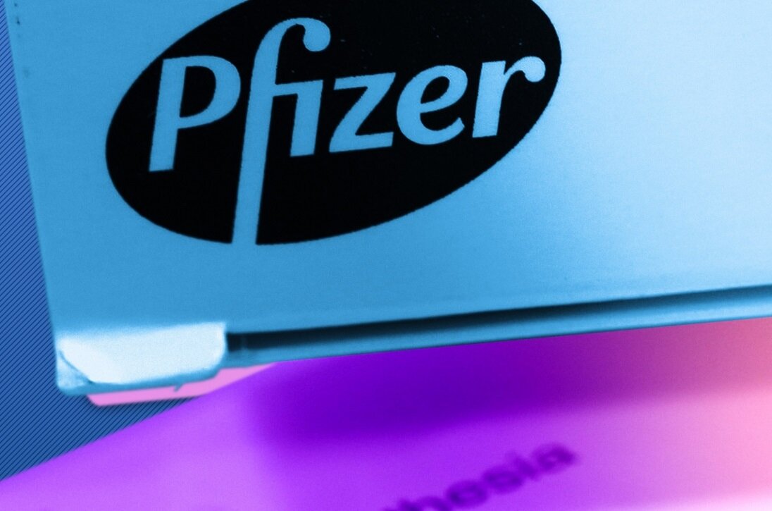    Pfizer Иван Шилов © ИА REGNUM