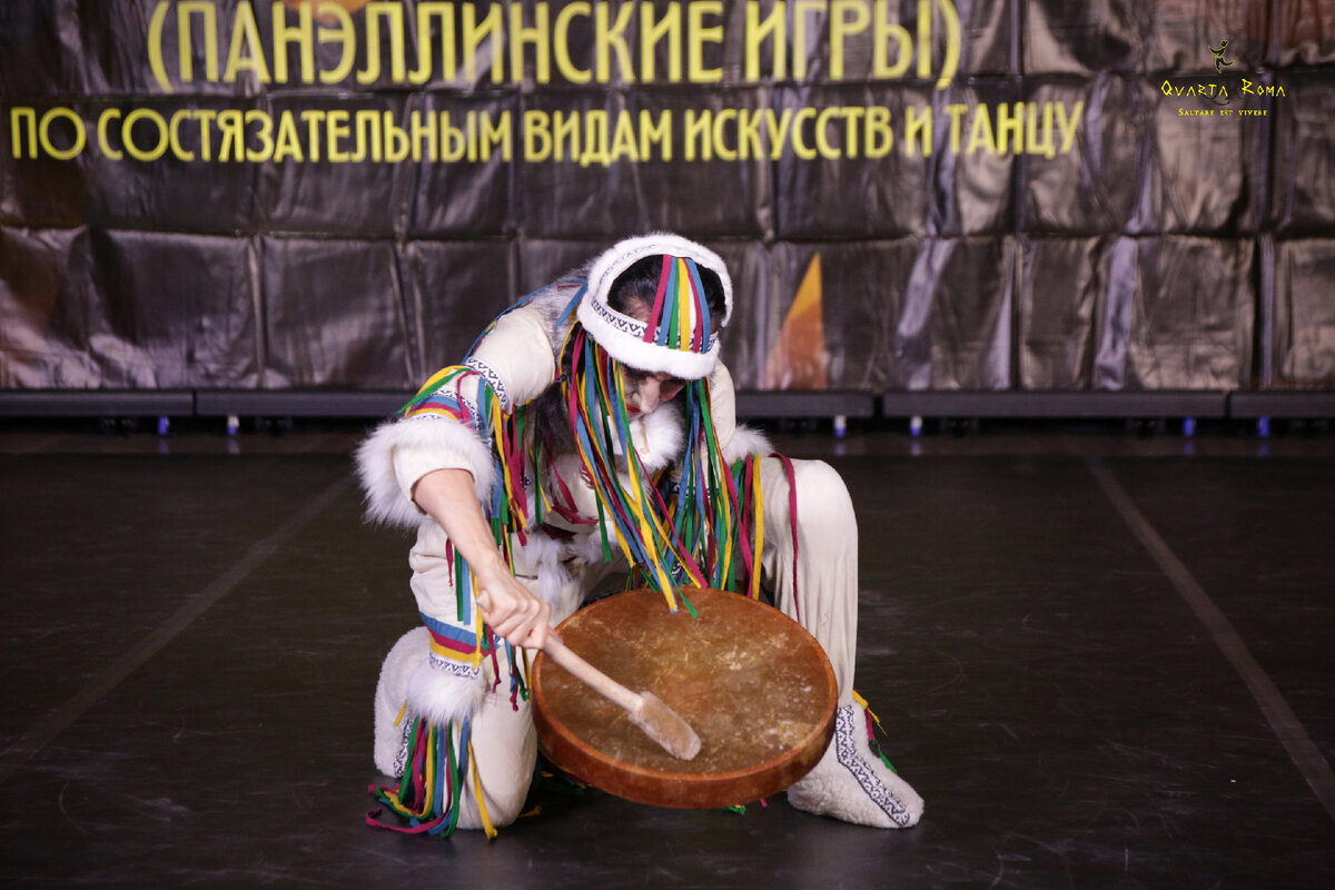 Танец «Северное сияние» в исполнении Qvarta Roma на Московском этапе Пифийских (Панэллинских) игр. Дисциплина «Танцы народов мира». ДК МАИ, 2-й зал, 1 апреля 2023 г.