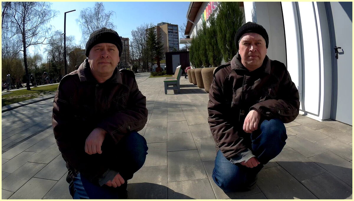 Фотография 001: Братья близнецы. Геннадий Горин