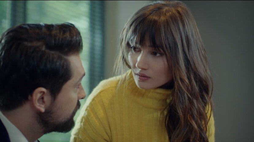 Стоп кадр Турецкий сериал «Запретный плод» Севда Эргинджи роль Зейнеп , Онур Туна (роль Алихан)