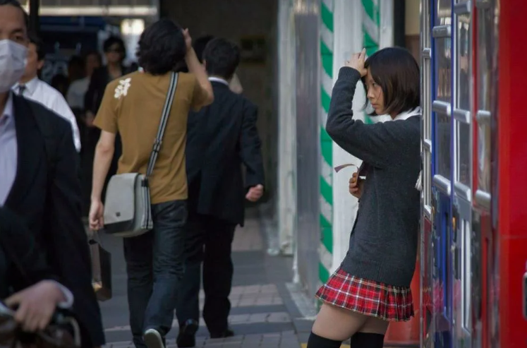 Голая правда. Сексуальная эксплуатация девочек на примере Японии ...