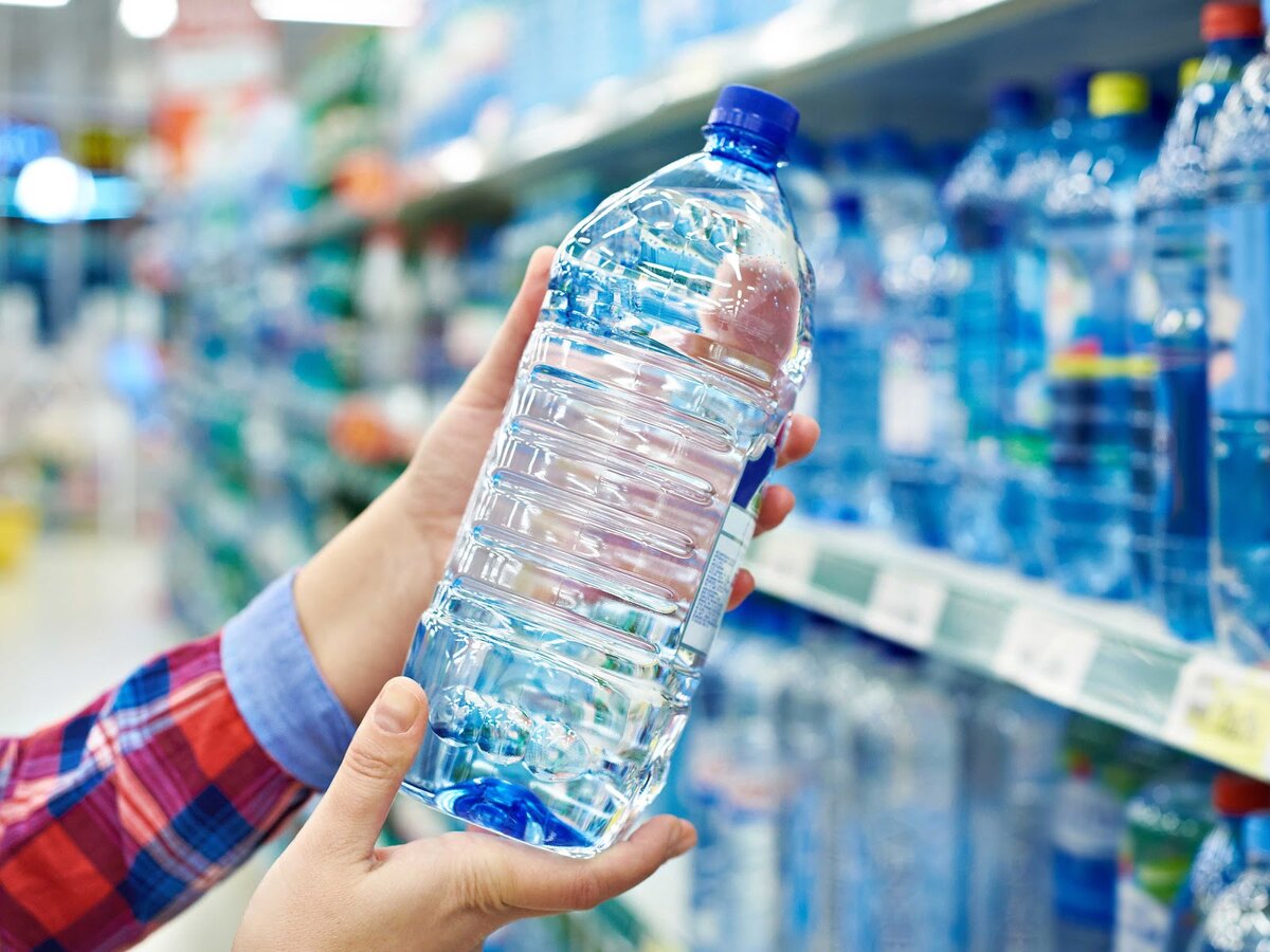 Многие пользователи, заботясь о здоровье, перестали пить воду из крана и полностью перешли на бутилированную продукцию.-2