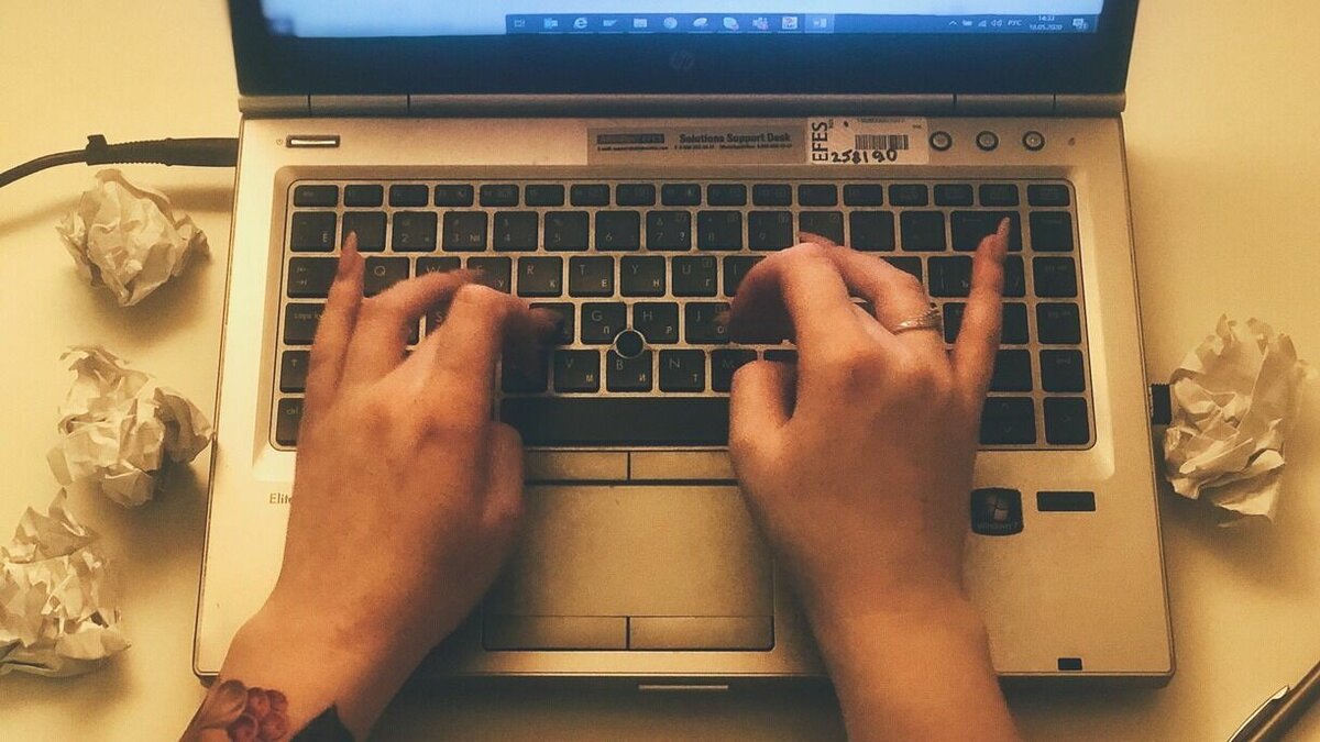     Одной из основных категорий ресурсов, распространяющих антироссийские материалы, остаются пиратские видеосервисы.