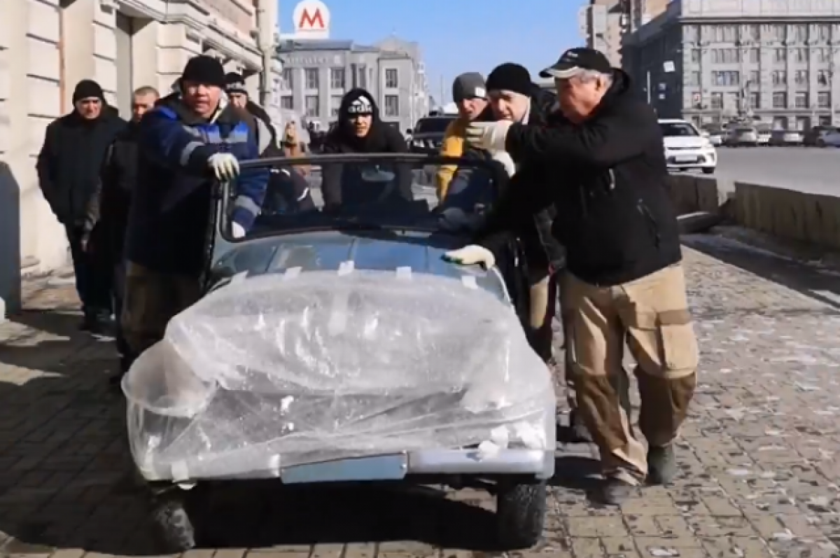    В музей Новосибирска привезли «инвалидку» из фильма «Операция Ы»