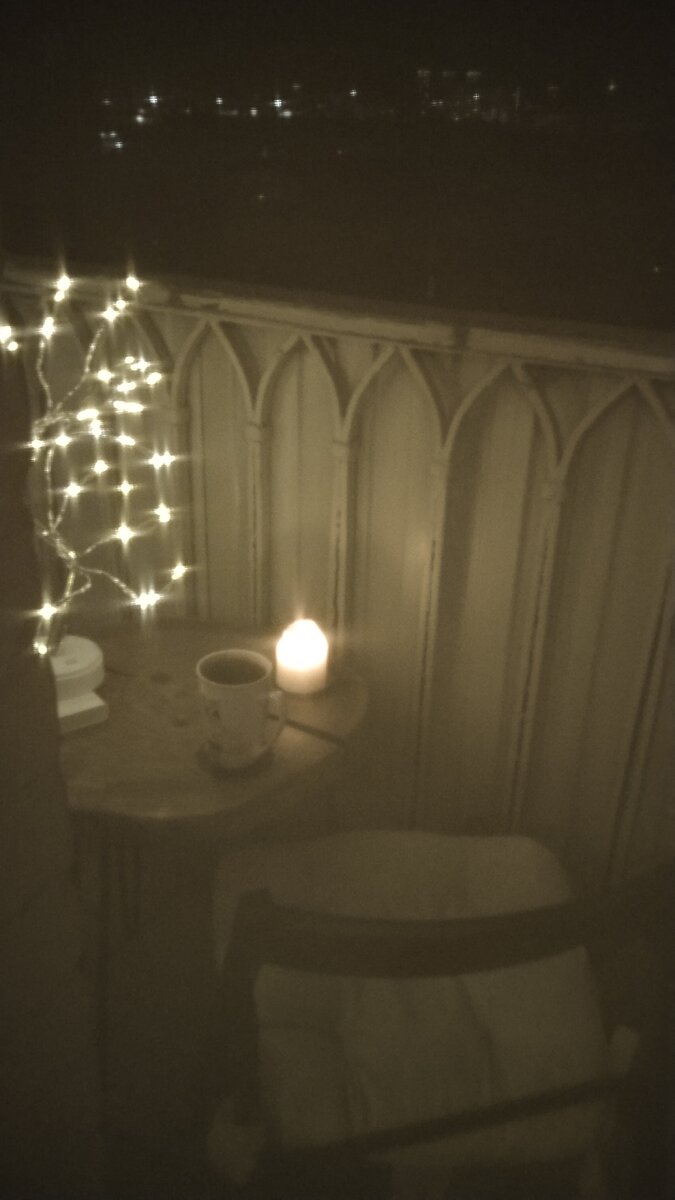 Моё летнее "кафе" на балконе. Как бросить курить и на что заменить 