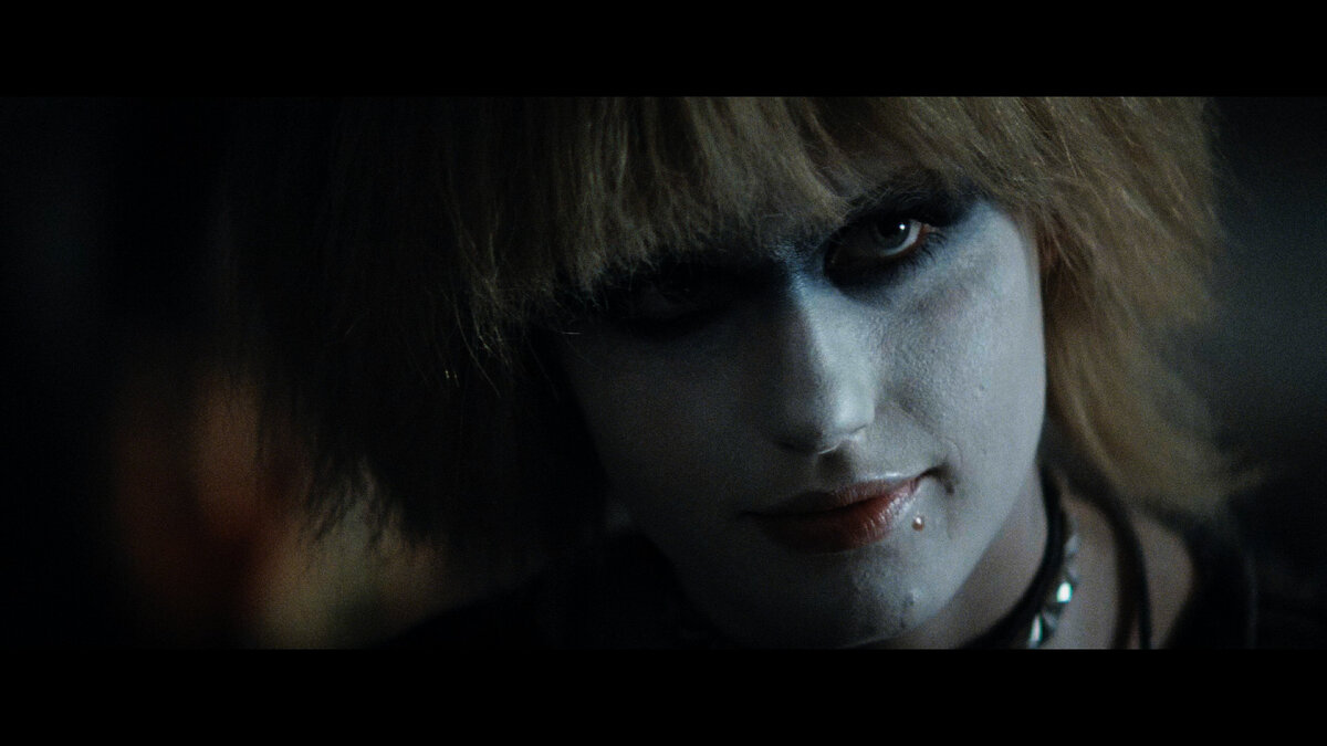 Персонаж Дэрил Ханны "Прис" в фильме "Бегущий по лезвию" 1982 года.