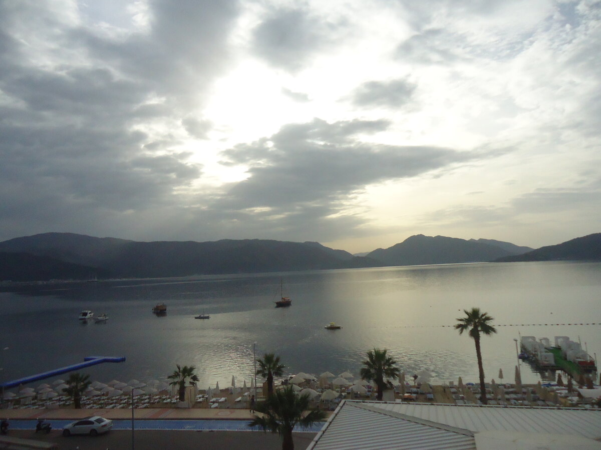 фото из личного архива. Пляж