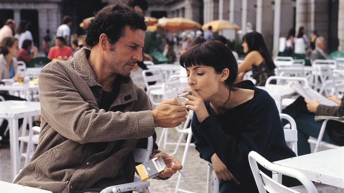 Кадр из фильма "Любовники полярного круга" (1998)