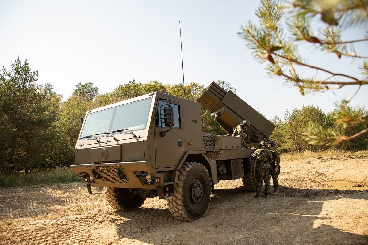 РСЗО BM-21 MT 4×4, фото: Excalibur army 