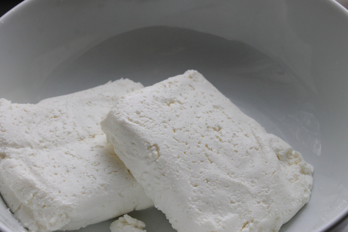 Он очень нежный, поэтому блендер тут не понадобился.