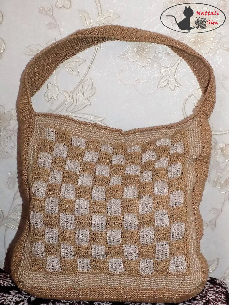 Здесь использовала пряжу "Блестящий лён"