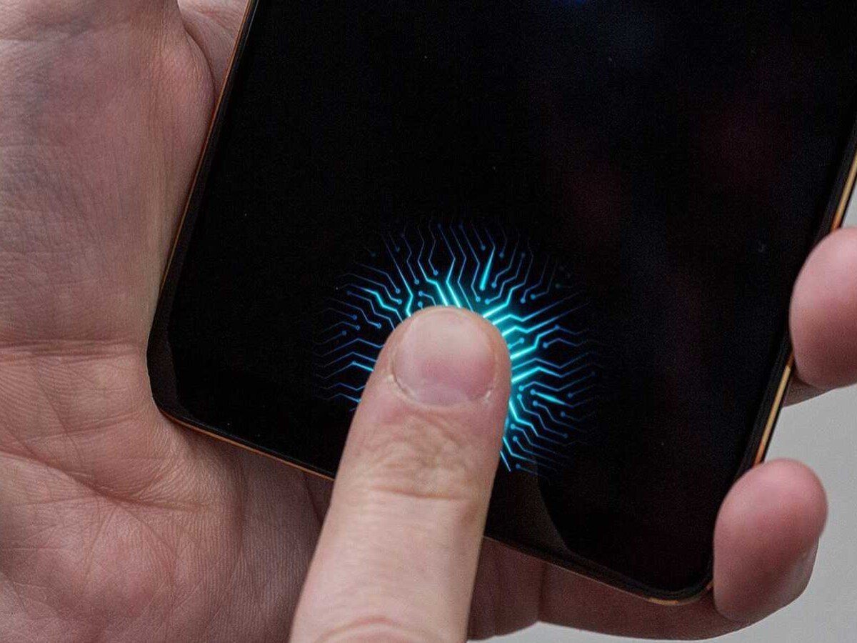    Новый OLED-дисплей Samsung умеет измерять частоту сердечных сокращений