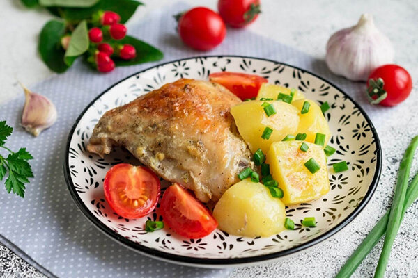 Запеченная курица с картофелем в рукаве – пошаговый рецепт приготовления с фото