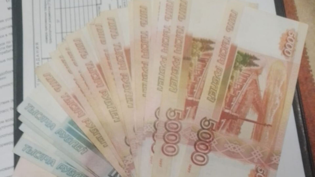 Не можете откладывать по 10%? Откладывайте по 5. Главное, делать это регулярно, и уже через год вы увидите внушительный сумму и почувствуете себя увереннее