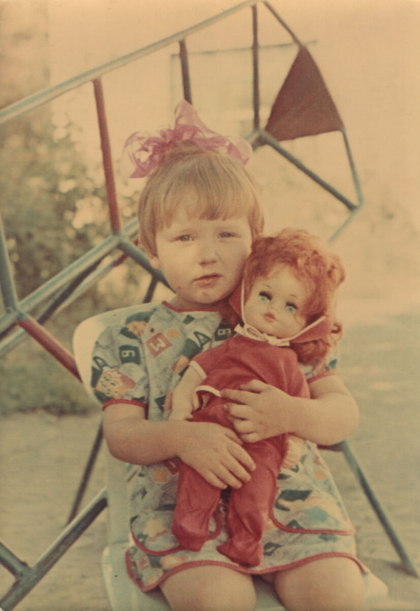 "Знойная женщина" в детстве)))