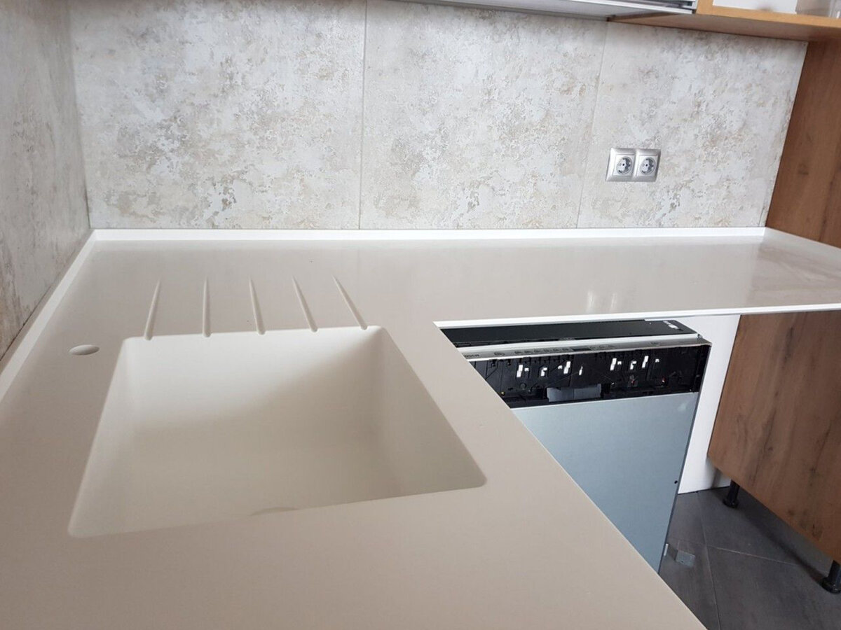 Столешница из акрилового камня Grandex, арт. Pure White P-104