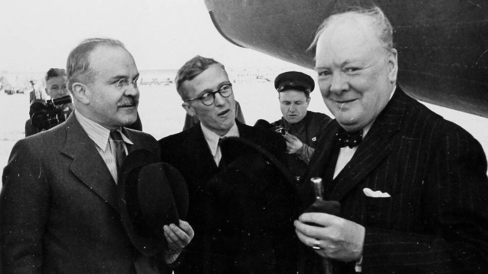 Переговоры 1940. Визит Черчилля в Москву 1942. Молотов и Черчилль 1942. Черчилль в Москве 1942.