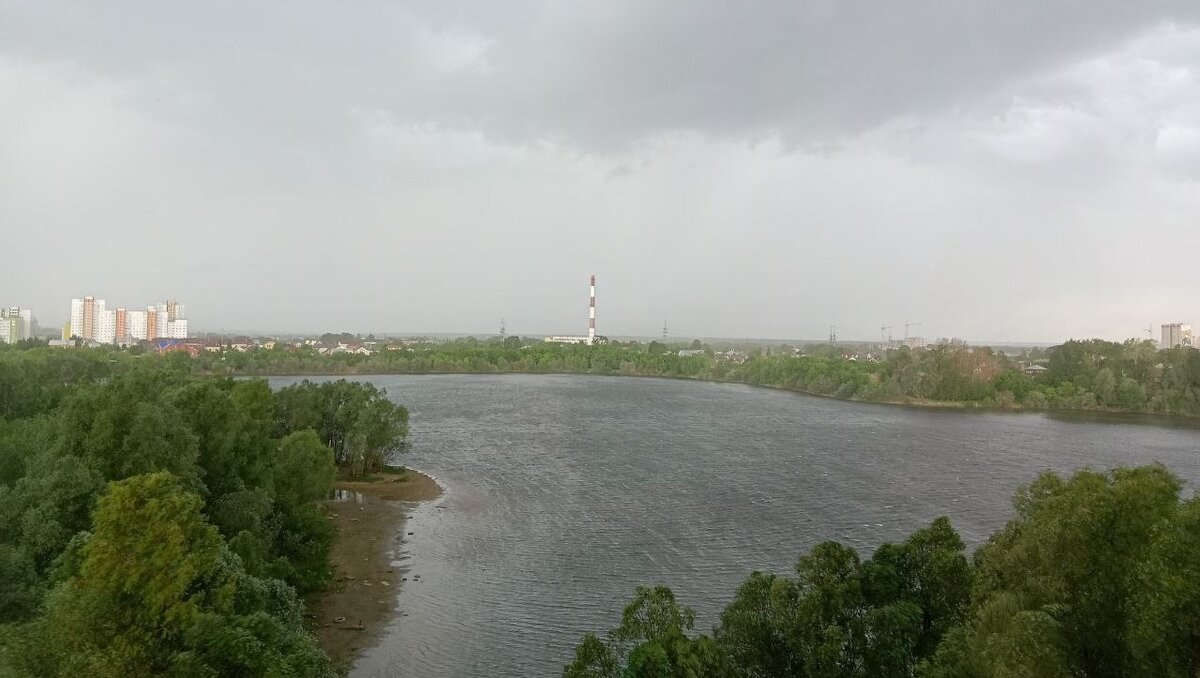     Теплая погода по региону сохраняется, но возможно усиление ветра.