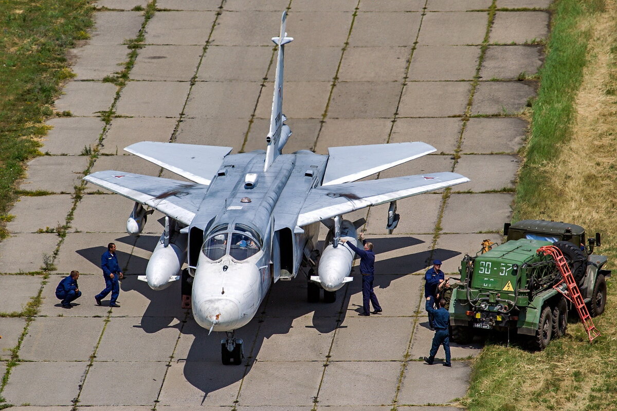 Су-24МР