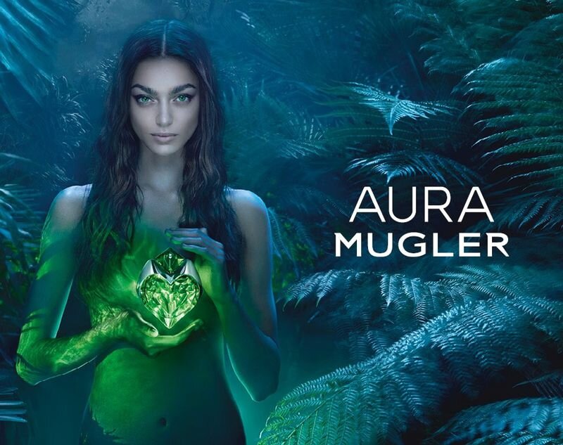 Реклама аромата Aura от Thierry Mugler