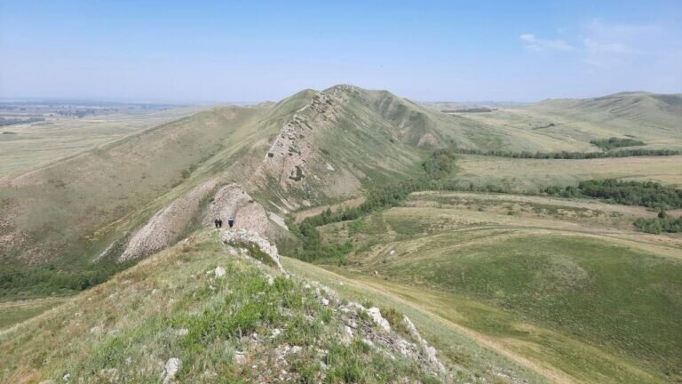    В Оренбуржье набирает популярность горный маршрут «Семь вершин степного Урала» Марина Шарт