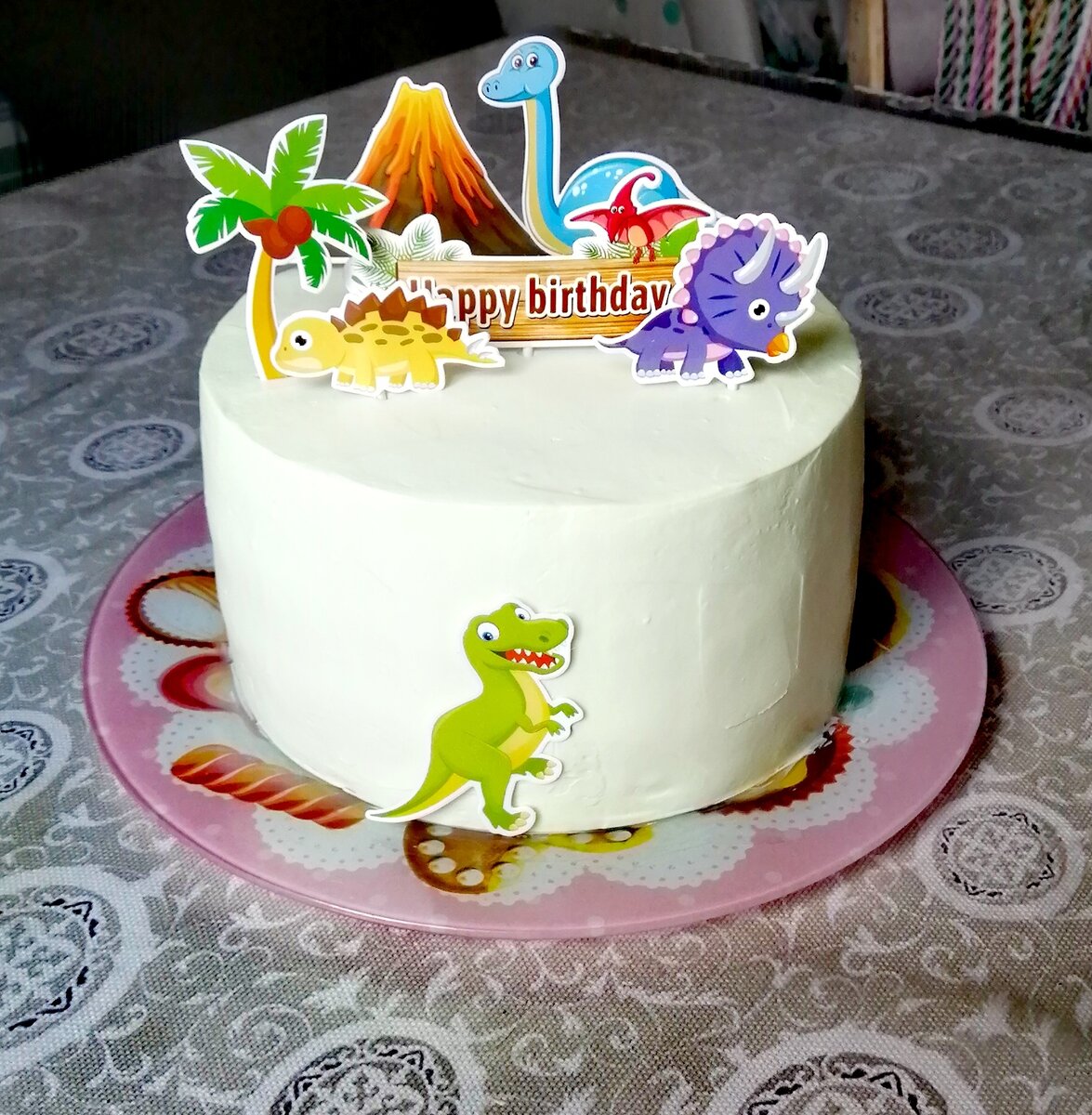 Фото автора. Тортик на годик младшему сыночку 13 мая.