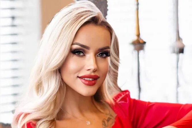     Как выглядит новая «Миссис Россия»: почему в Сети возмутились ее победой?