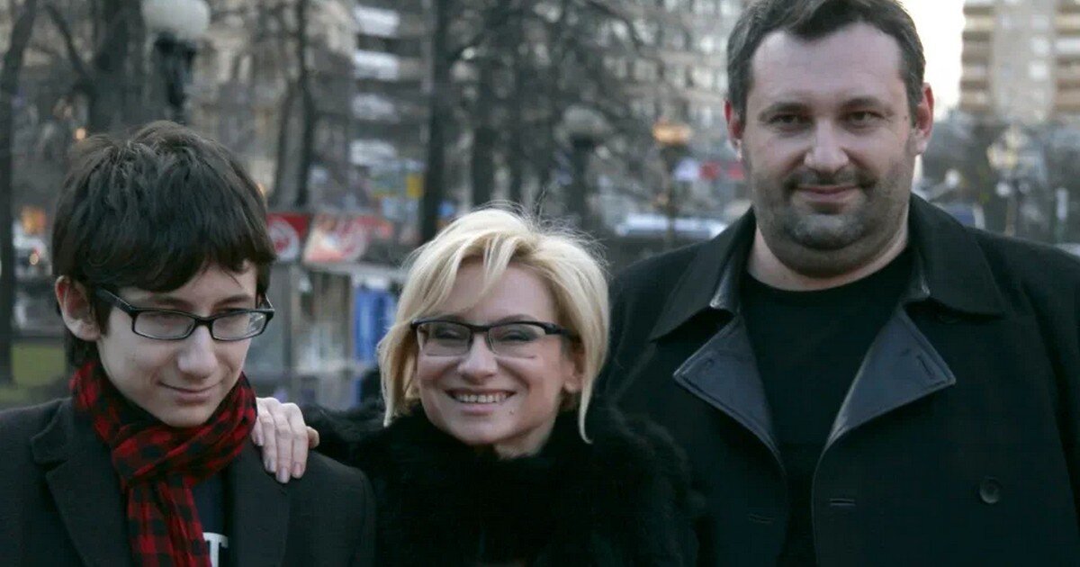 Эвелина Хромченко с сыном и бывшим мужем, соцсети