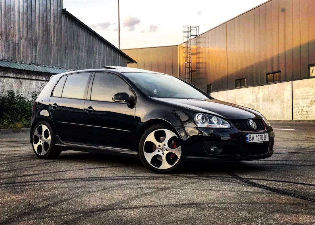 Volkswagen GTI черный