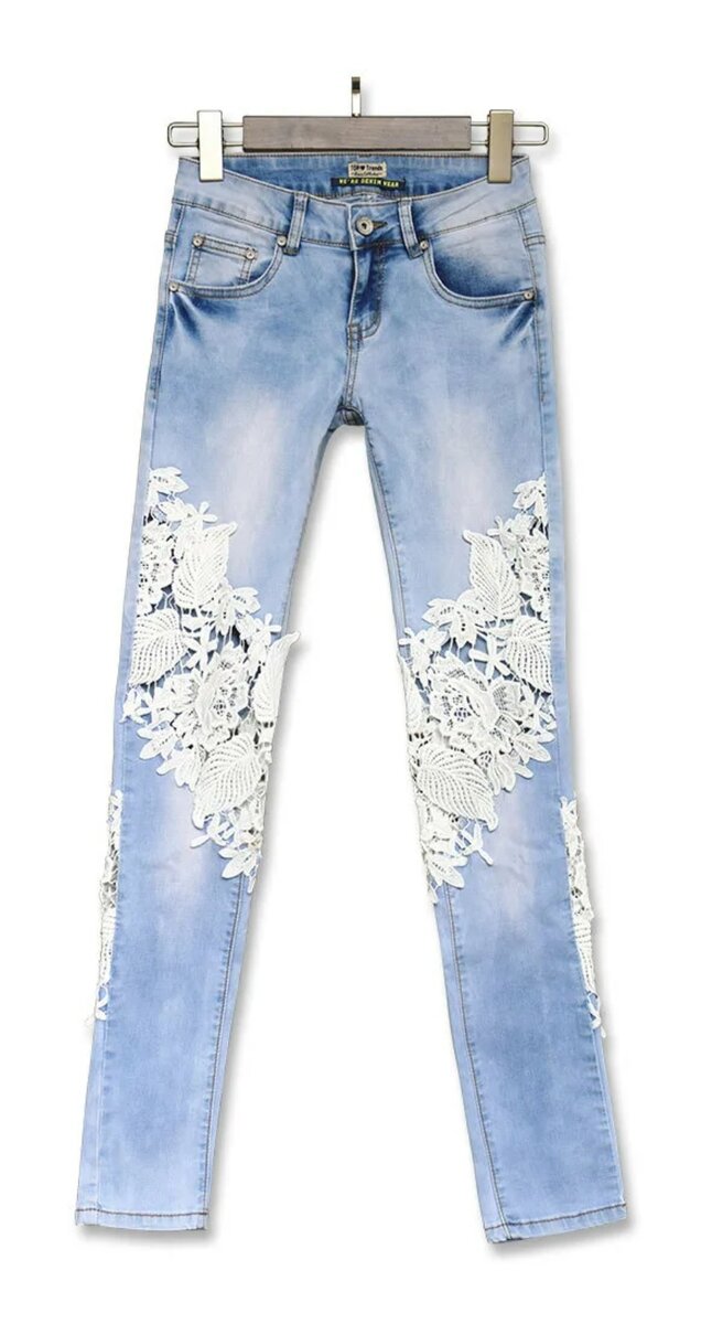 джинса с кружевами. джинсы с кружевной отделкой. джинсы с кружевами. украсить джинсы. джинсы карандашом.