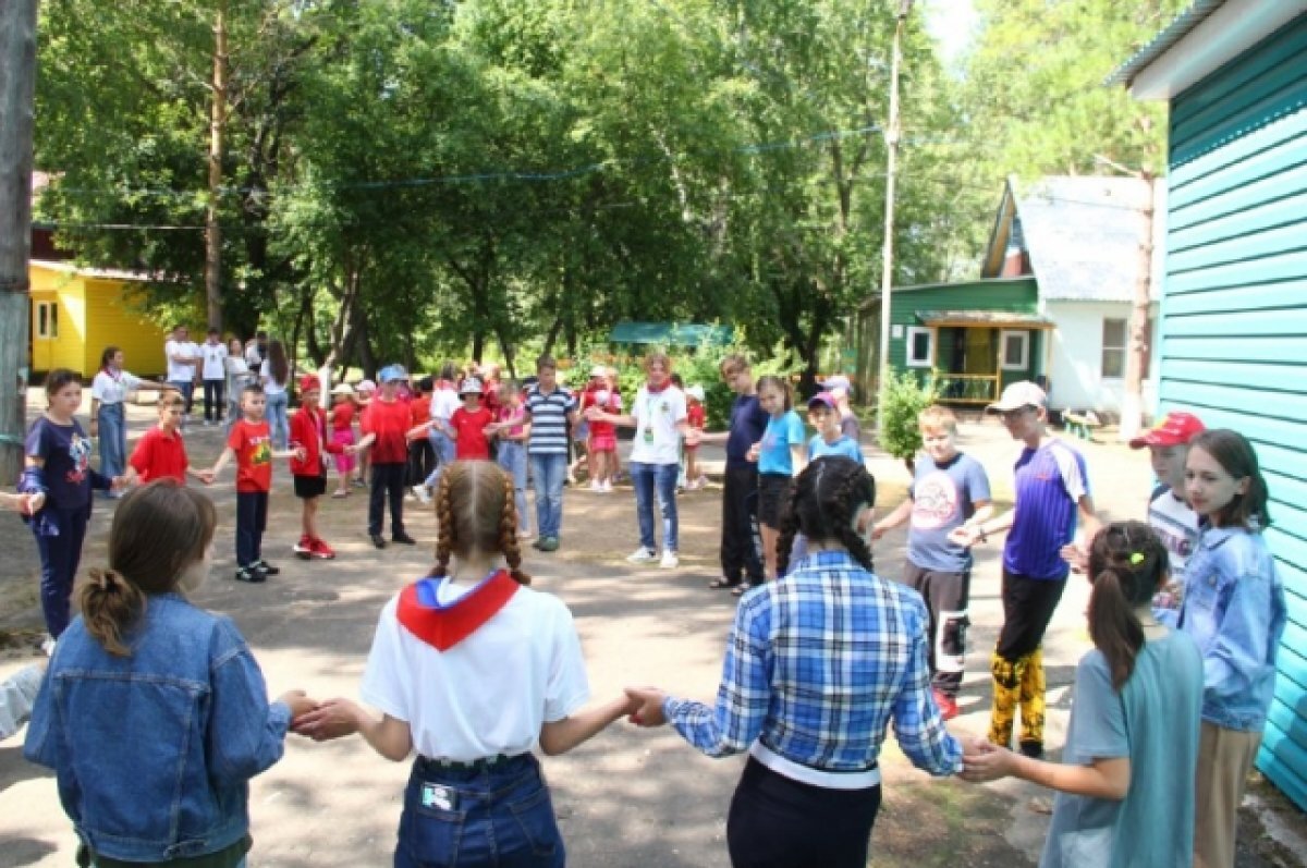    В Омской области более 500 детских лагерей начали свою работу