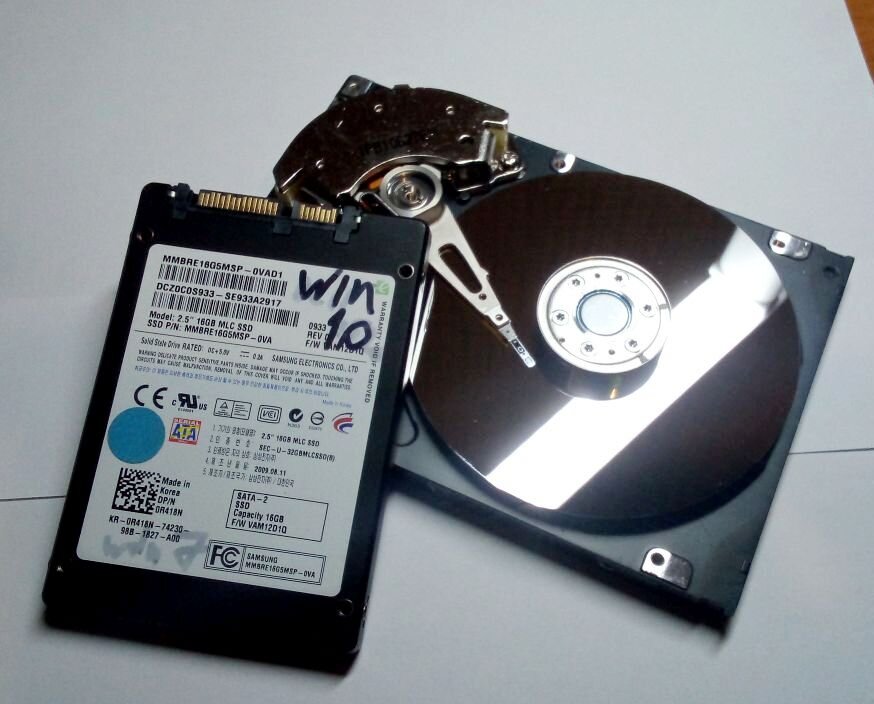 SSD диск на мёрnвом HDD (хотя сдаётся мне, до вскрытия, он ещё работал)