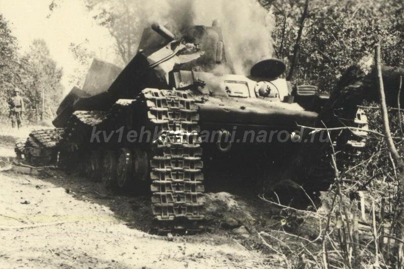 Танк КВ-1 производства ЛКЗ выпуска июля 1941 года