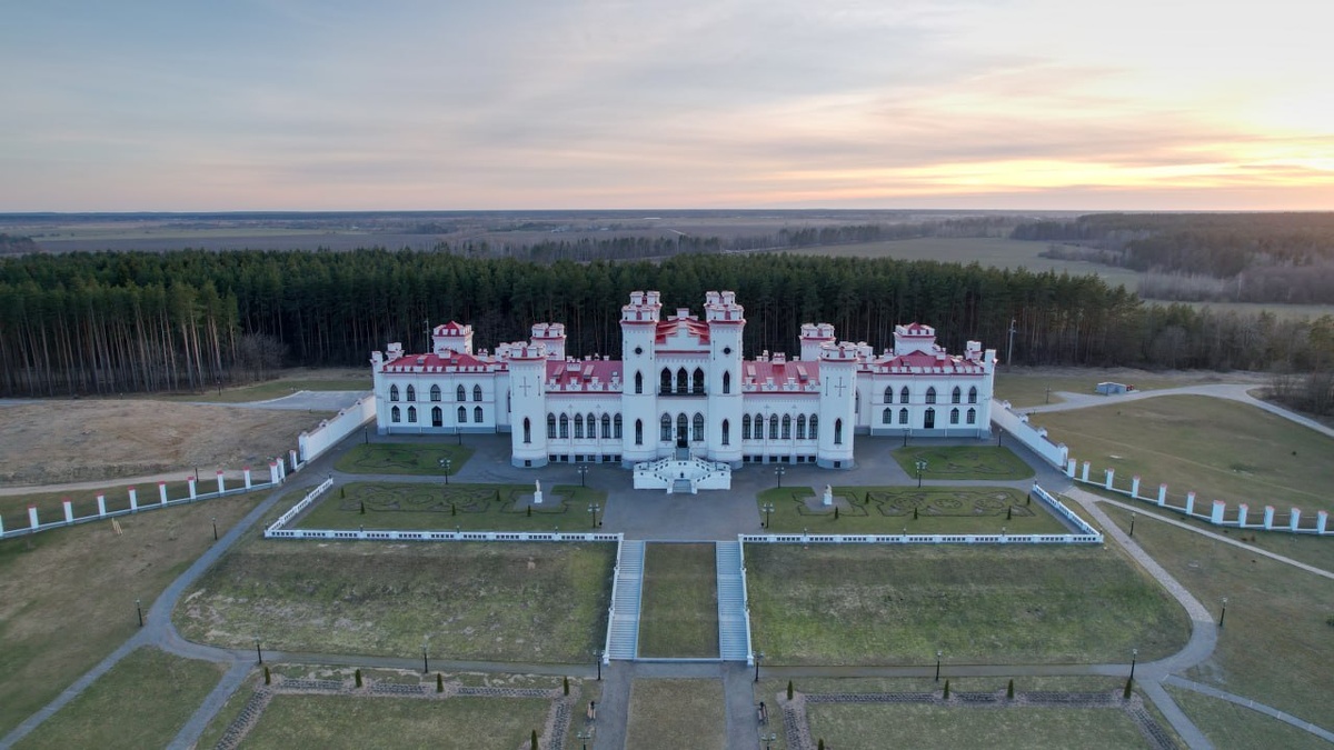 Дворец Пусловских