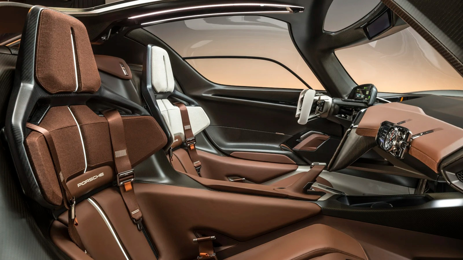    Porsche Mission X