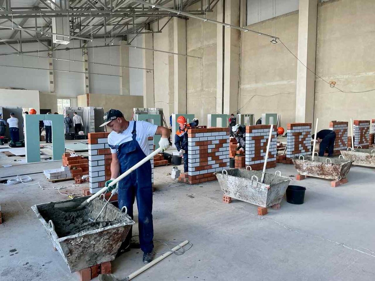 конкурс профессионального мастерства строителей. московских строителей воронеж. несчастные случаи на стройке. союз строителей воронежской области. финал конкурса строймастер лучший каменщик 2022.