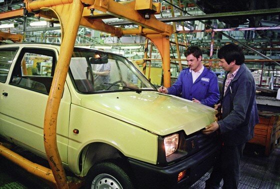    Камский автомобильный завод. Автомобиль «Ока» сходит с конвейера
