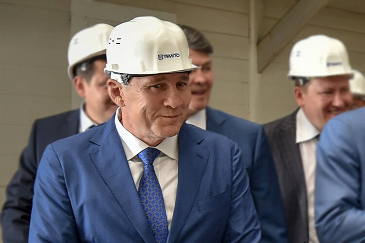  Сегодня утром прошли обыски в особняке у генерального директора холдинговой компании «ТЭМПО» Фаила Шарифуллина Фото: tatarstan.ru