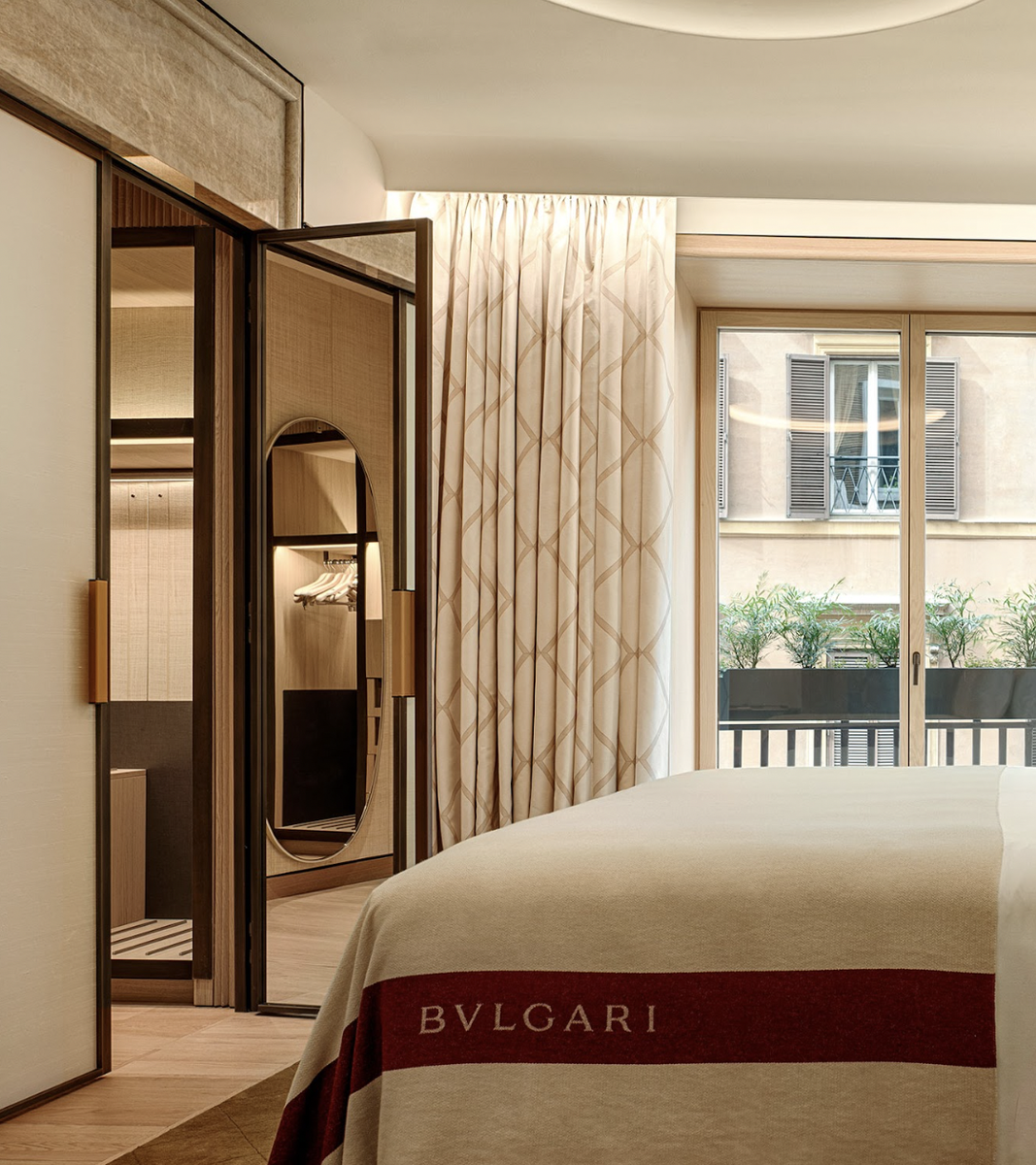     Bulgari открыли новый отель в Риме
