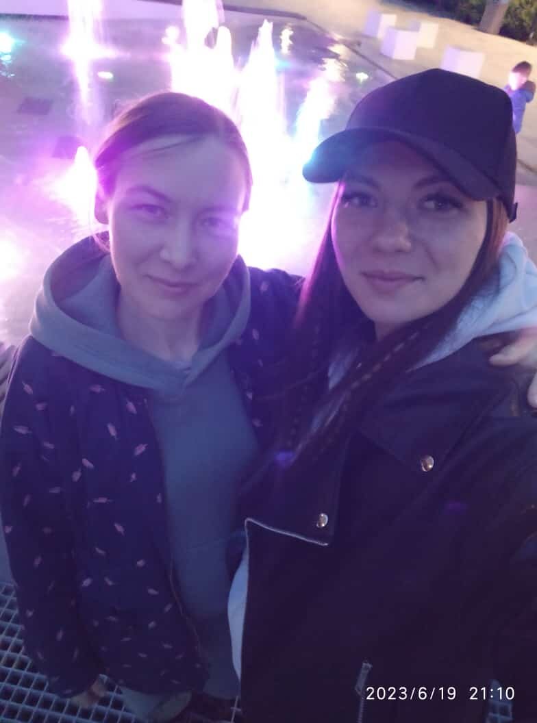 Моя племянница приехала с детьми погулять и позвала меня.