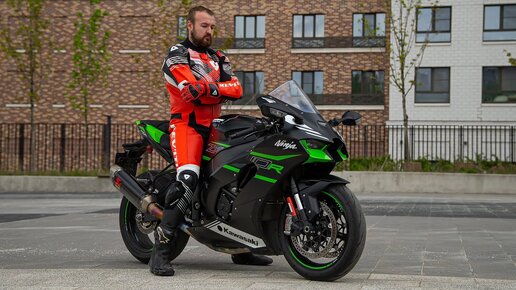 Новый супербайк Kawasaki Ninja ZX-10R - Первый обзор и тест-драйв на YouTube