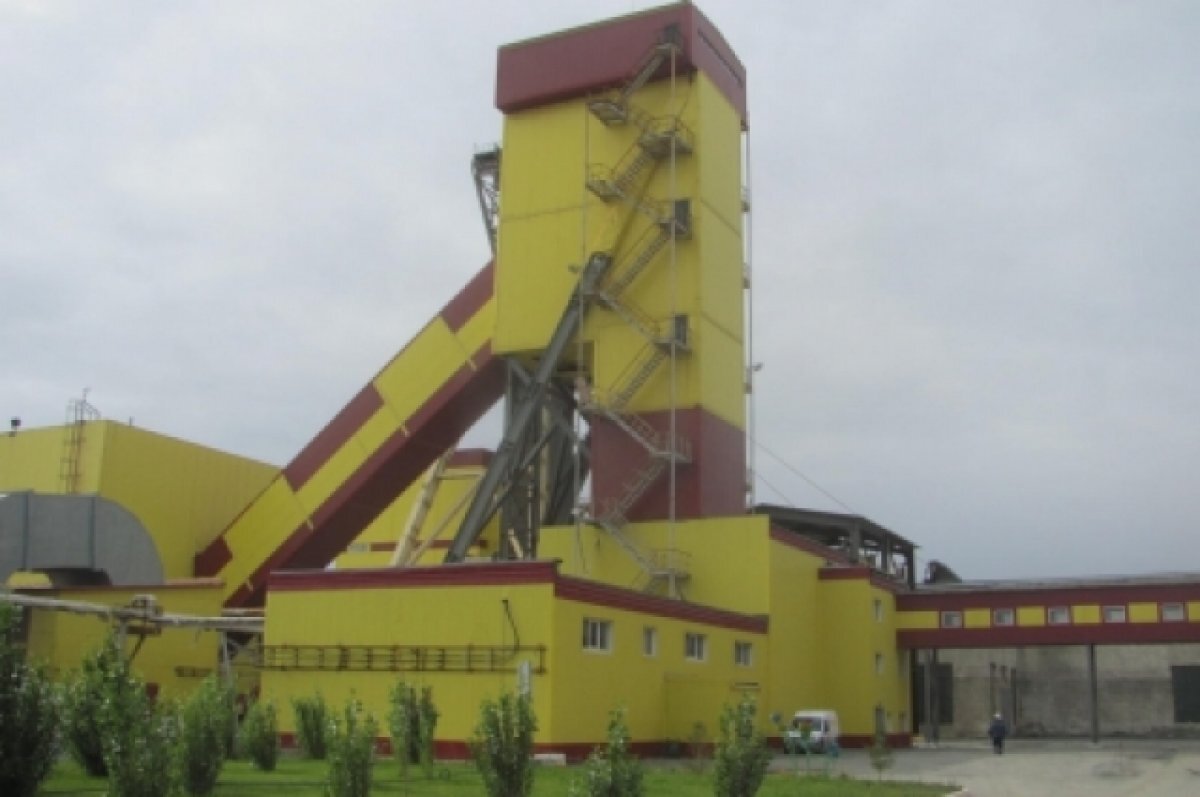    Вдова шахтера взыскала с Гайского ГОКа 12 млн рублей за гибель мужа.