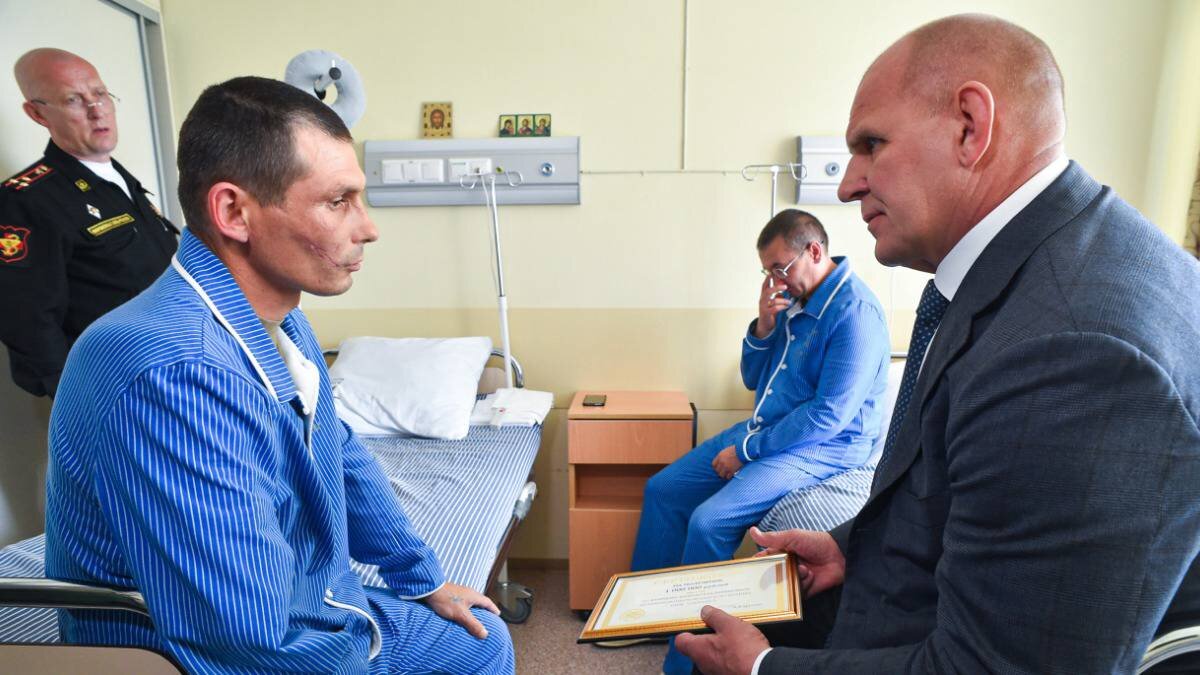 Александр Карелин сенатор