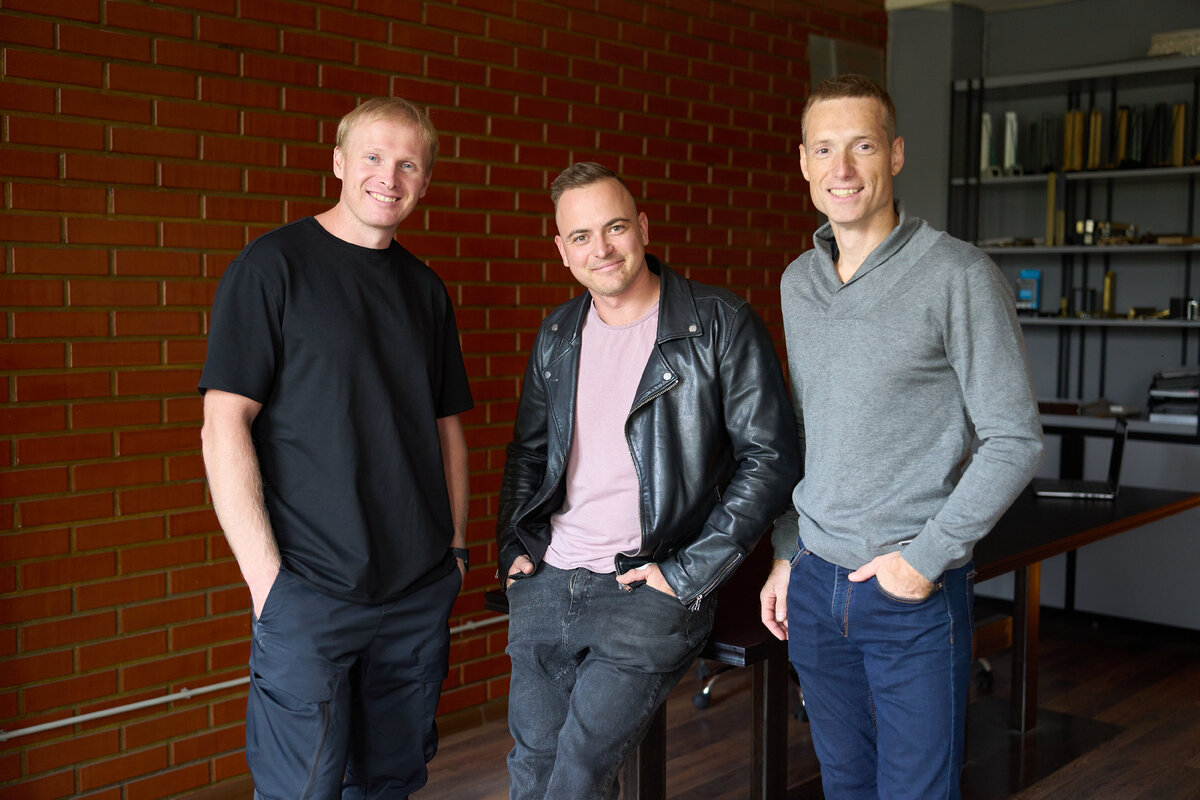 Слева направо представители нашей команды: Роман Рыжов, Долгов Андрей, Шандыбин Борис