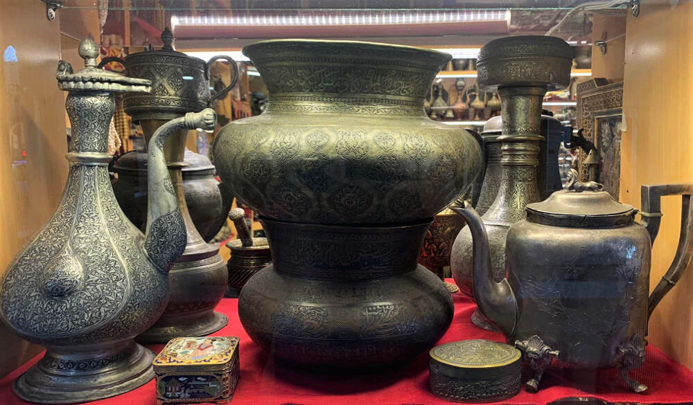 Антиквариат на центральном рынке эмирата Шарджа