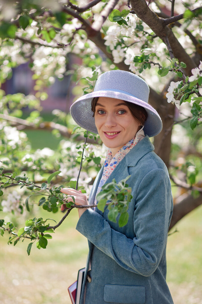 Алена Калистратова. Стилист, исследователь моды. Услуги и цены: alenakalistratova.ru Запись и сотрудничество: +7960 193 99 49 (Watsapp, Telegram)