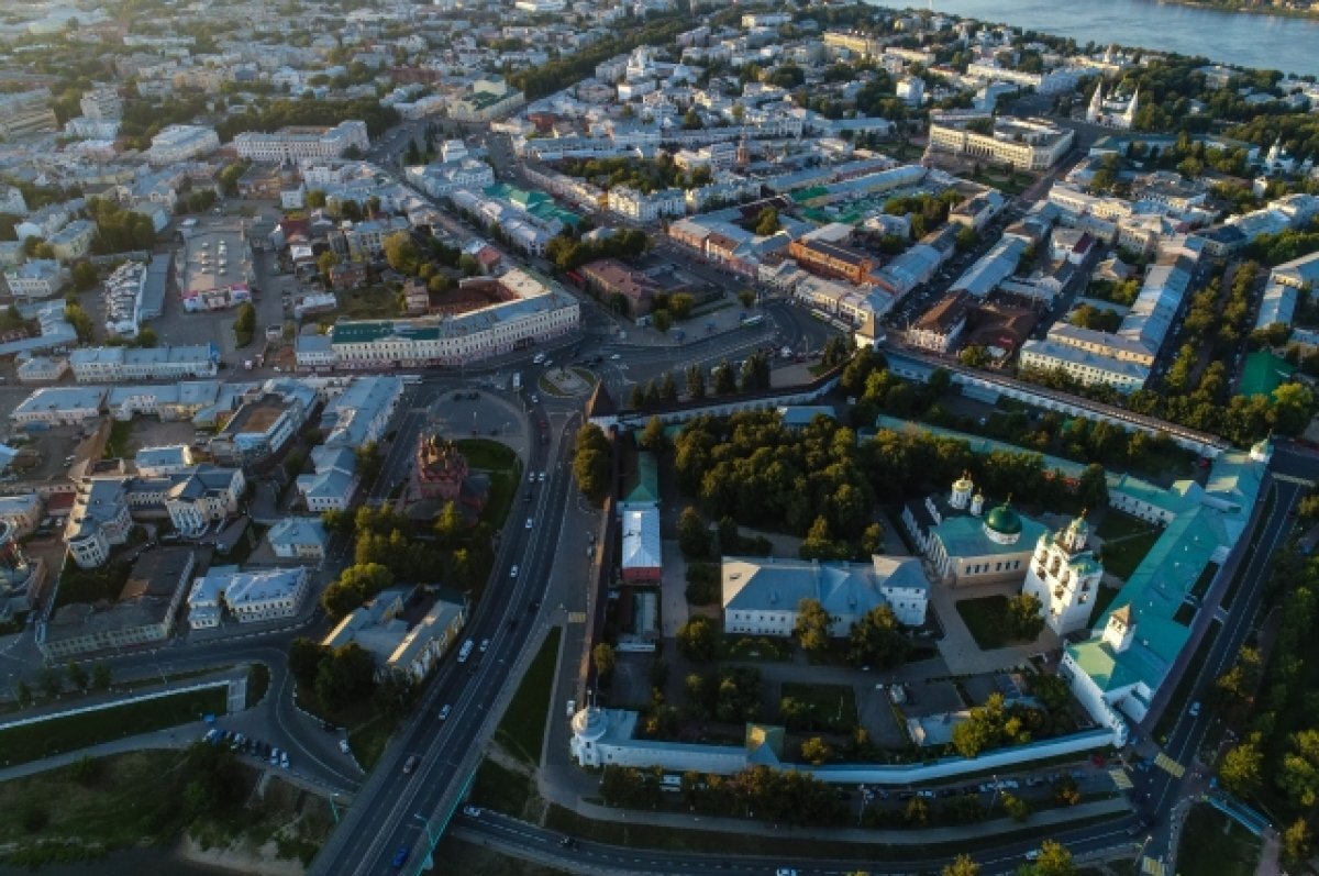    Евраев: Ярославская область стала первой в РФ, где ввели штраф за плевки